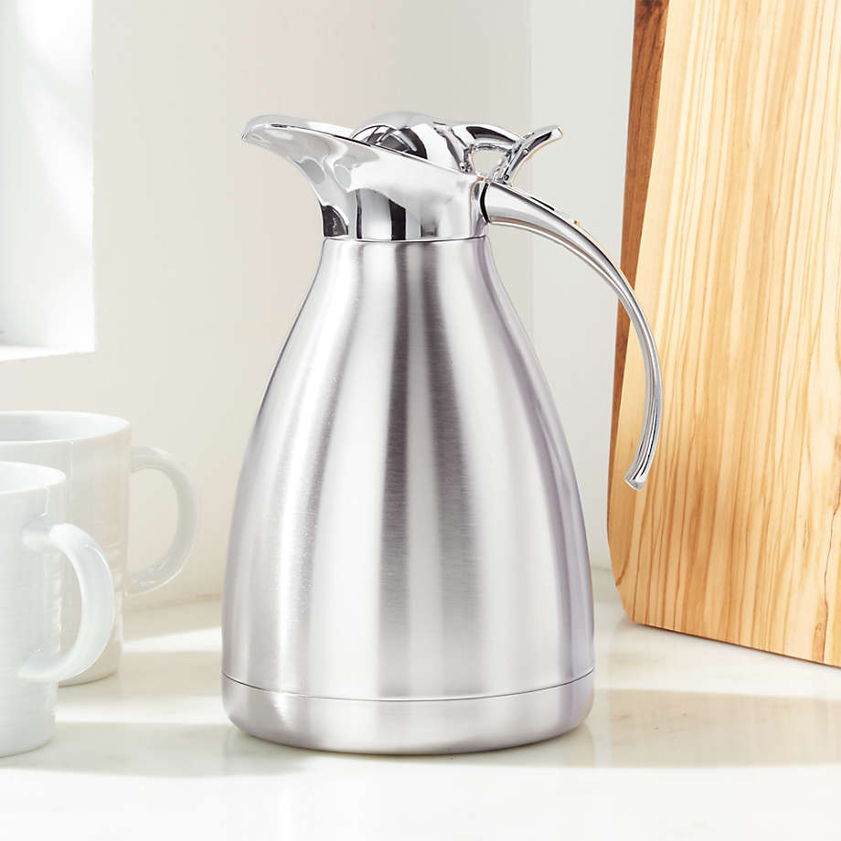 http://crateandbarrel.com.ph/cdn/shop/products/1-liter-thermal-coffee-carafe.jpg?v=1648770174