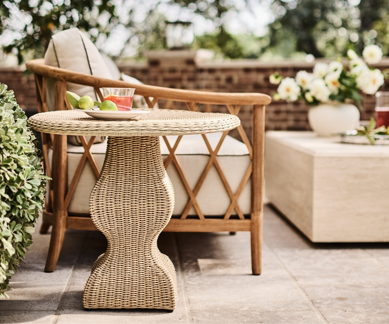 Outdoor Furniture Buying Guide for All-Weather Living
