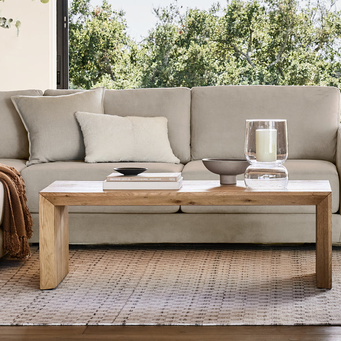 How to Choose a Coffee Table for Your Living Space