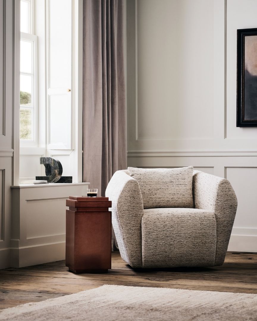 Accent Chairs ►