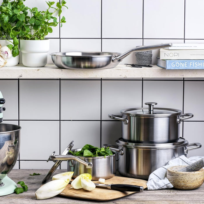 KitchenAid Multi-Ply Stainless Steel Covered Casserole 24cm / 4.91L Uncoated