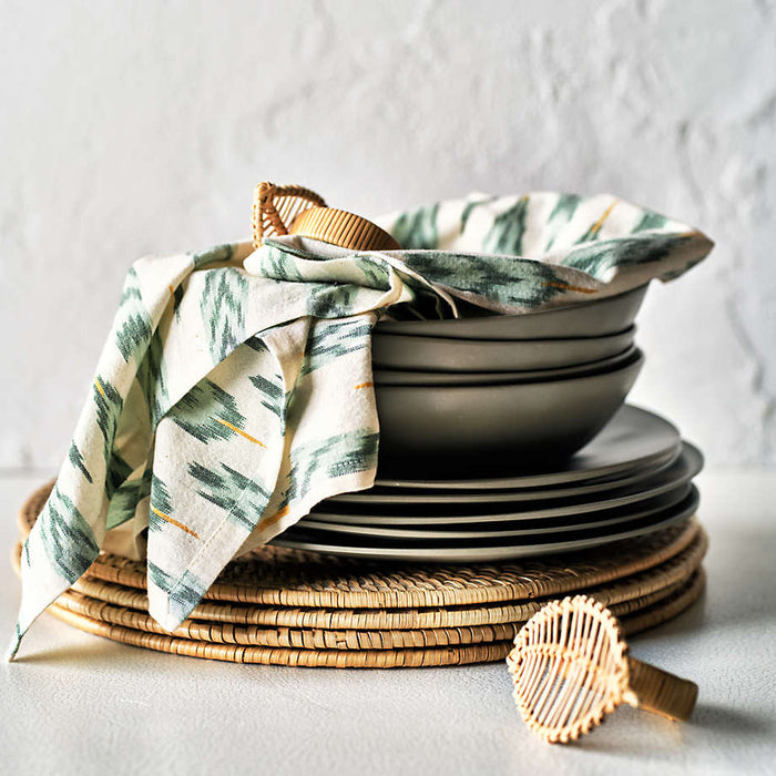 Wicker Leaf Napkin Ring