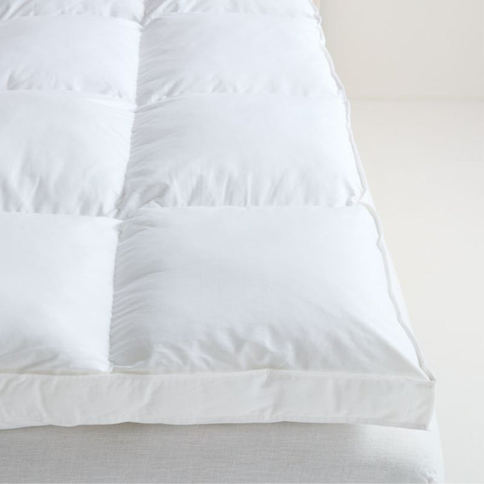 Classic Organic Cotton Down-Alternative Fiber Queen Matteress Topper