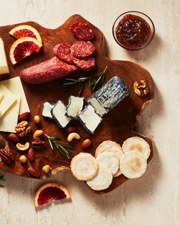 Gifts under P3,000 ►