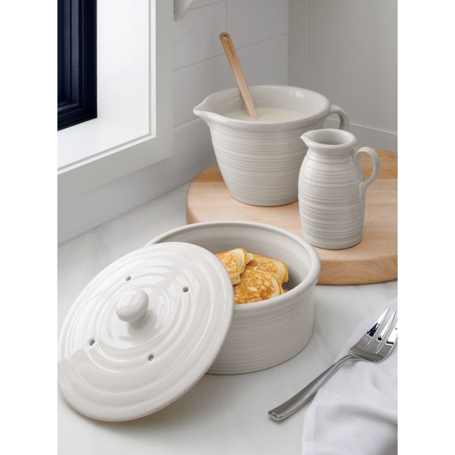 Farmhouse White Pancake Warmer