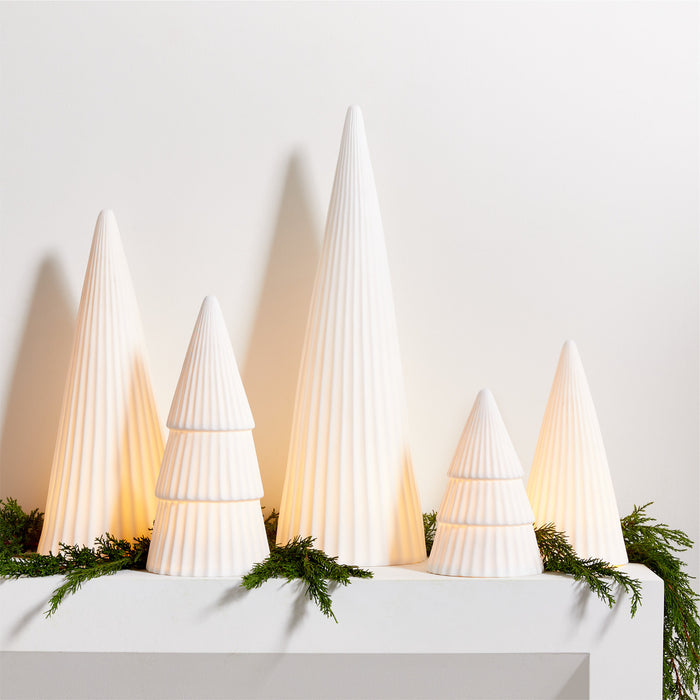 LED Extra-Small White Porcelain Christmas Tree Decorative Object