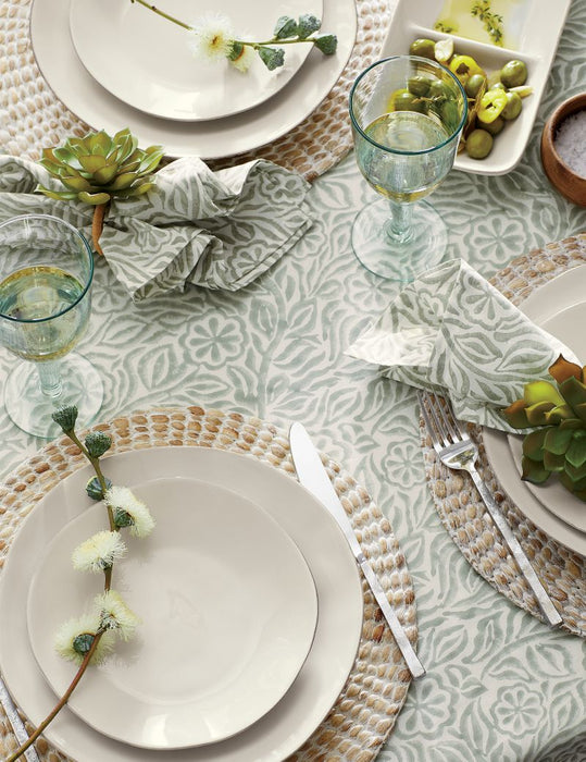 Round Whitewashed Water Hyacinth Placemat