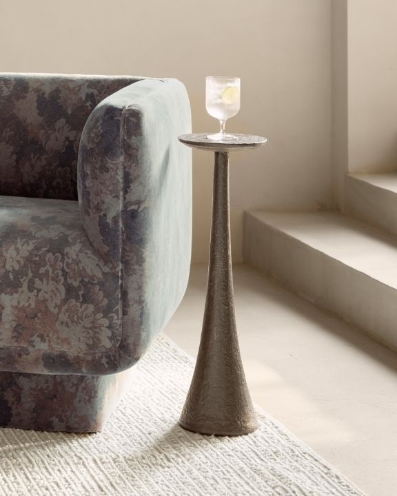 Accent Tables ►