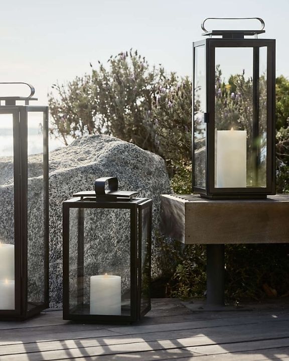 Outdoor Lantern ►