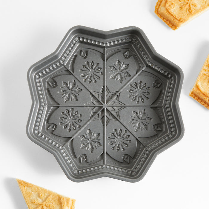 Nordic Ware ® Snowflake Shortbread Pan