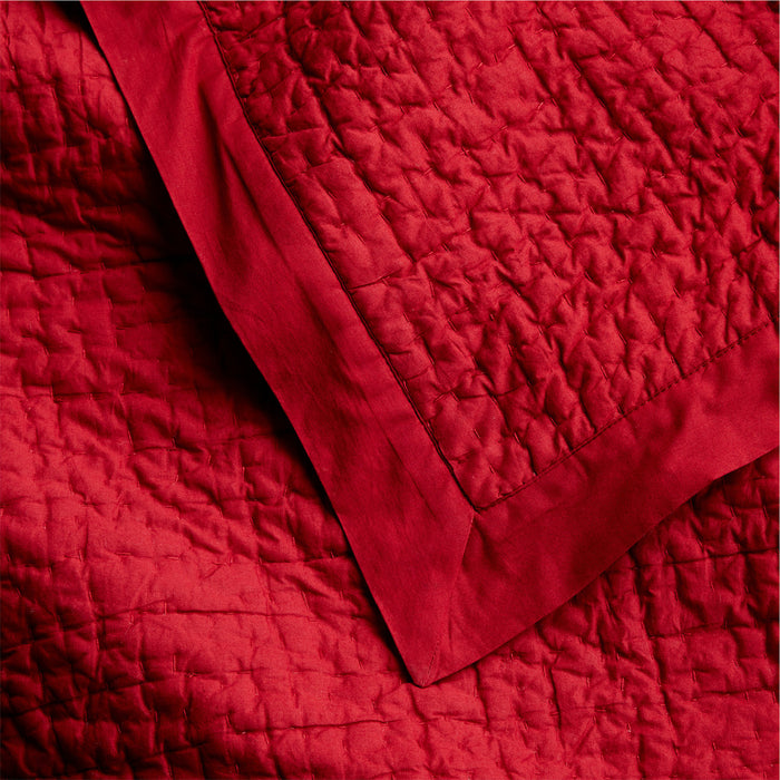 Celeste Organic Red Solid Quilt Full/Queen