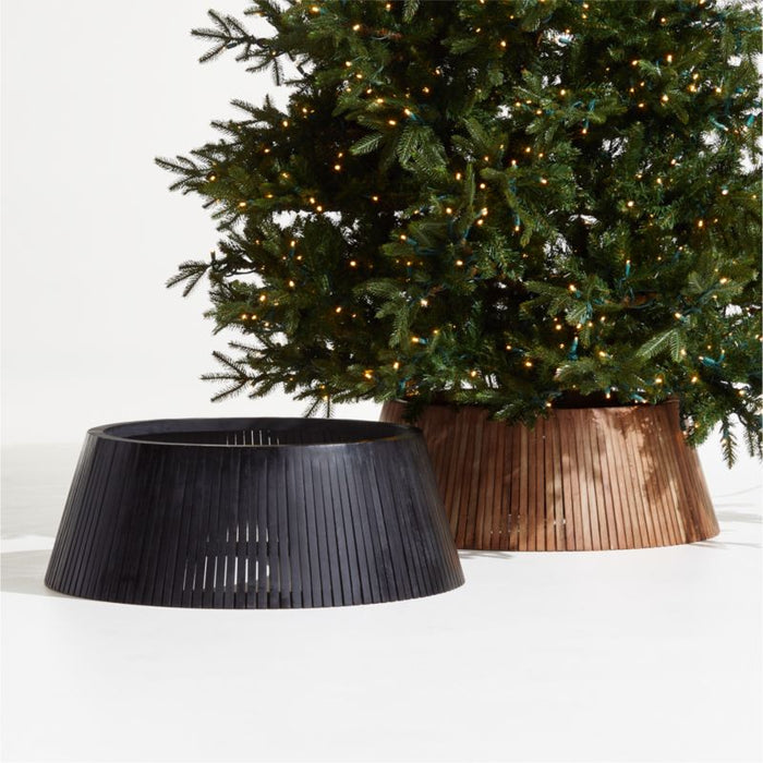 Skei Wood Natural Christmas Tree Collar 24"