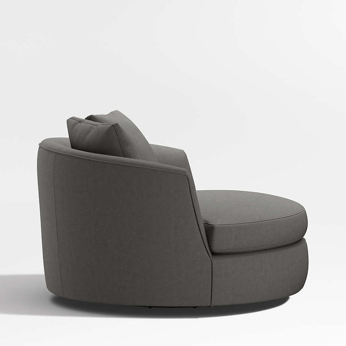 Tillie Grande Swivel Chair