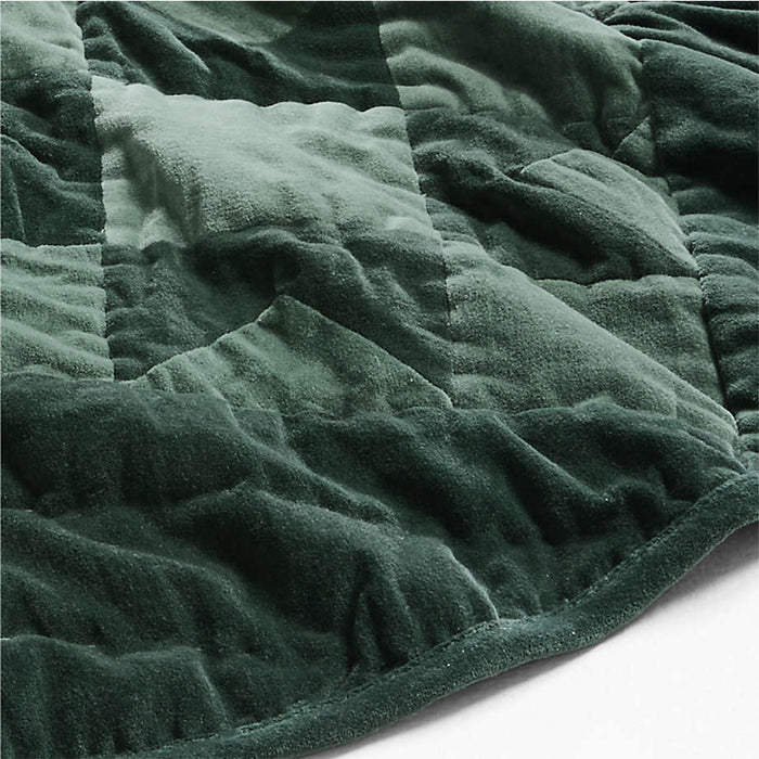 Green Velvet Heritage Christmas Tree Skirt