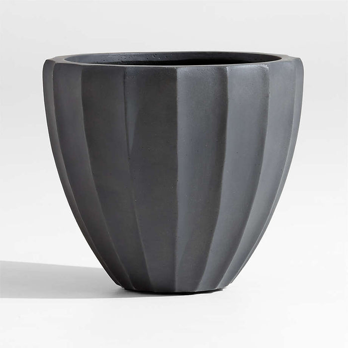 Warren Small Black Ficonstone Outdoor Planter 15.7"