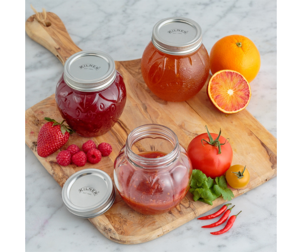 Kilner 0.4-Liter Strawberry Fruit Preserve Jar