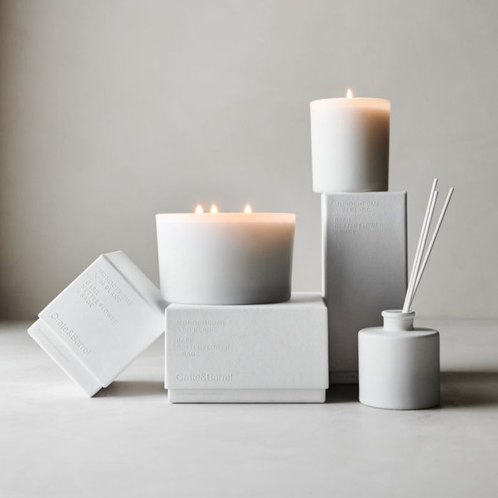 Monochrome No. 01 Blanc 3-Wick Scented Candle - Basil, Nettle Flower and Sage