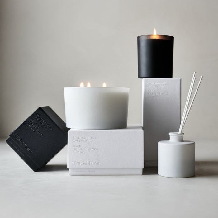 Monochrome No. 01 Blanc 3-Wick Scented Candle - Basil, Nettle Flower and Sage