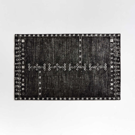Erria Black Rug 5'x8'
