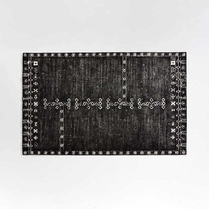 Erria Black Rug 5'x8'