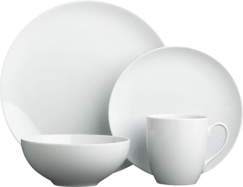 Essential Dinner Plate - Crate and Barrel Philippines