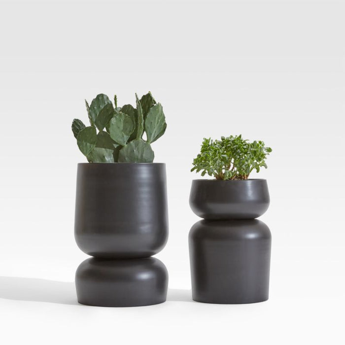 Glencoe Small Reversible Black Metal Planter