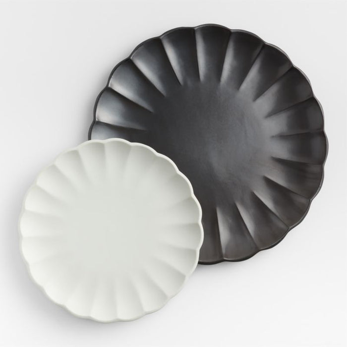 Daisy 18" Black Stoneware Platter by Leanne Ford