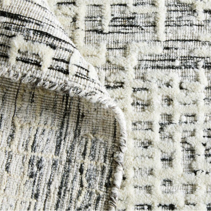 Montauban Wool-Blend Grid White Area Rug 8'x10'