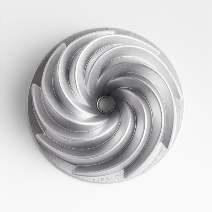 Nordic Ware Silver Heritage Bundt Cake Pan