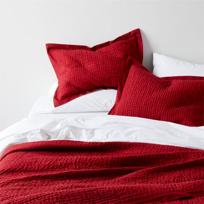 Celeste Organic Red Solid Quilt Full/Queen