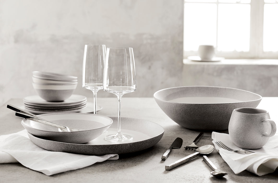 Pedra Artisan Serving Bowl