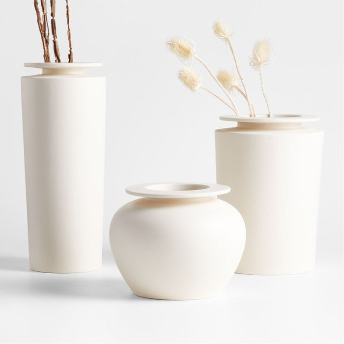 Plateia Small White Earthenware Vase 7.5"