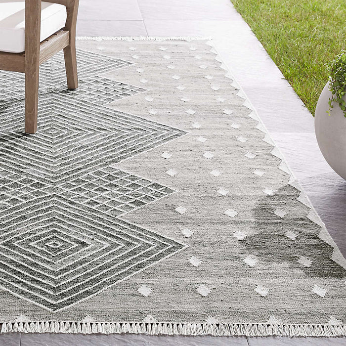 Ceri Grey Indoor/Outdoor Rug 5'x8'